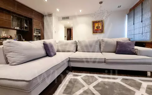 4-КОМН. КВАРТИРА С ОТДЕЛКОЙ 126 М² НА 2 ЭТАЖЕ