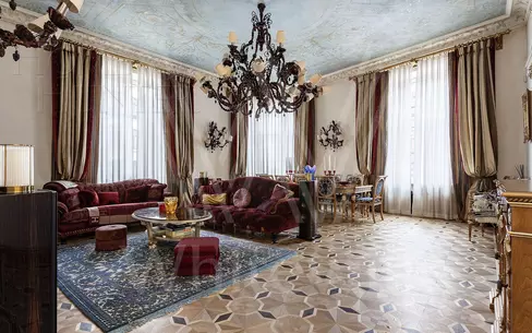 2-УРОВНЕВАЯ КВАРТИРА С ОТДЕЛКОЙ 318 М² НА 2 ЭТАЖЕ