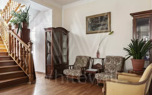 6-комн. кв., 295 м², 6/6 этаж