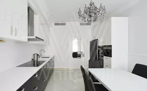 4-КОМН. КВАРТИРА С ОТДЕЛКОЙ 202 М² НА 4 ЭТАЖЕ