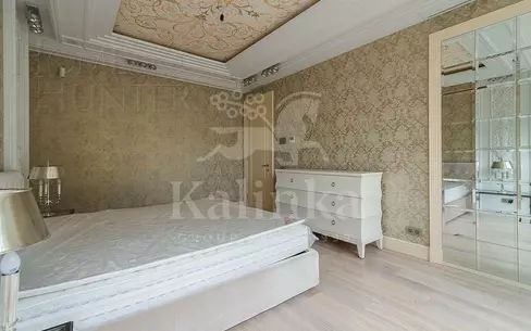 3-этажный таунхаус 340 м² с отделкой