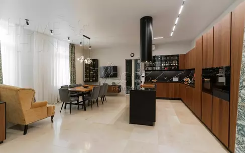 2-этажный коттедж 810 м² с отделкой