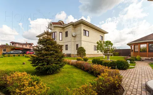 2-этажный коттедж 529.6 м² с отделкой