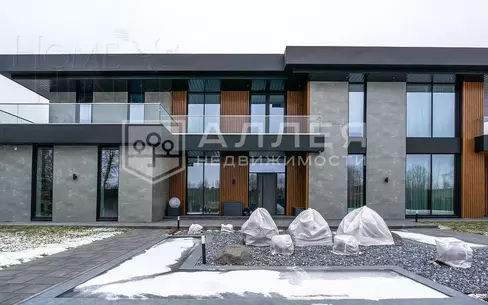 2-этажный коттедж 1 111 м² с отделкой