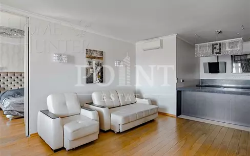 4-комн. кв., 136 м², 17/57 этаж