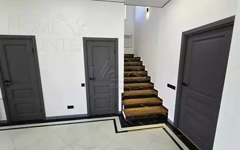 2-этажный коттедж 203 м² с отделкой