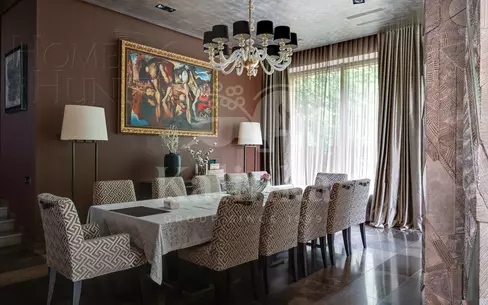 2-этажный коттедж 1 800 м² с отделкой