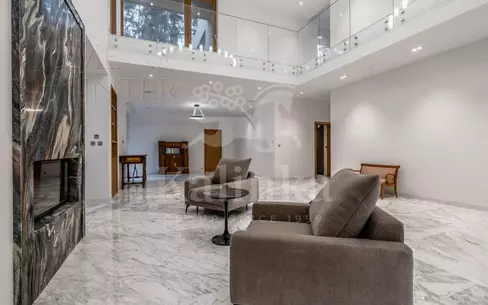 2-этажный коттедж 1 330 м² с отделкой