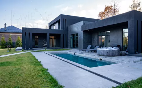 2-этажный коттедж 450 м² с отделкой