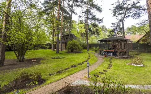 2-этажный коттедж 560 м² с отделкой