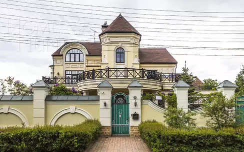 3-этажный коттедж 1 010 м² без отделки