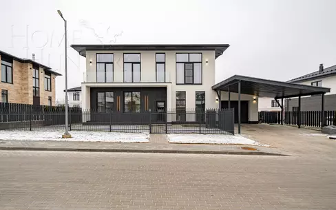 2-этажный коттедж 260 м² с отделкой