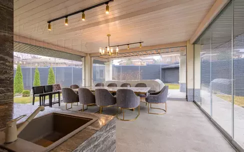 2-этажный коттедж 700 м² с отделкой