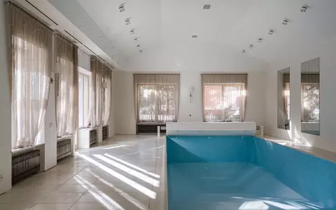 2-этажный коттедж 1 250 м² с отделкой