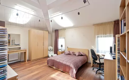 3-этажный коттедж 900 м² с отделкой