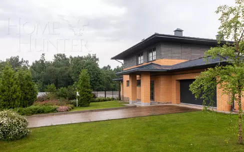2-этажный коттедж 423 м² с отделкой