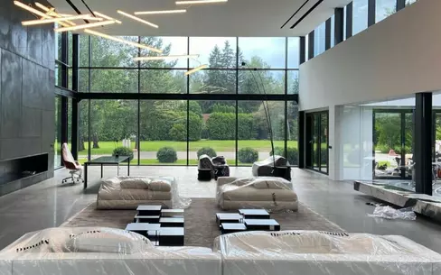 2-этажный коттедж 2 500 м² с отделкой