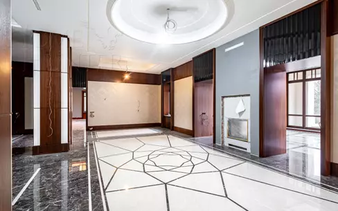 2-этажный коттедж 1 244 м² с отделкой