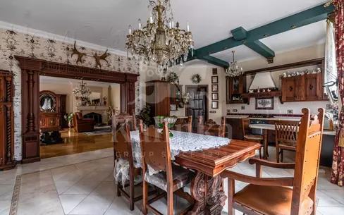 2-этажный коттедж 735.4 м² с отделкой