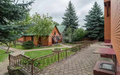 2-этажный коттедж 490 м² с отделкой