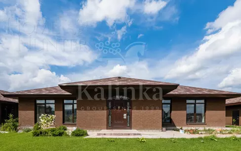 1-этажный коттедж 520.9 м² без отделки