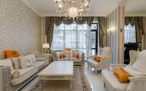 3-этажный таунхаус 400 м² с отделкой