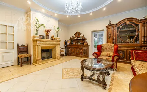 2-этажный коттедж 450 м² с отделкой