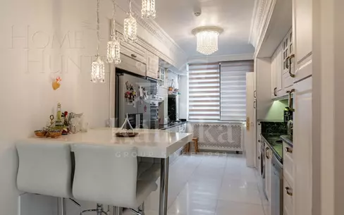 3-этажный таунхаус 400 м² с отделкой