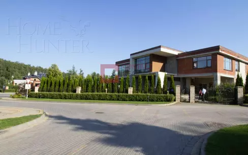 2-этажный коттедж 900 м² без отделки