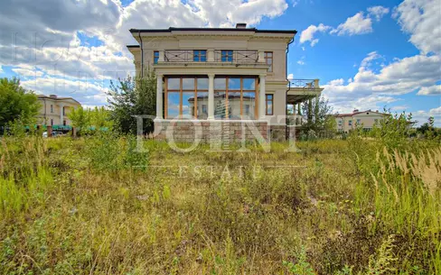2-этажный коттедж 637 м² без отделки