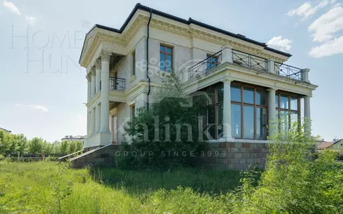 2-этажный коттедж 680 м² без отделки