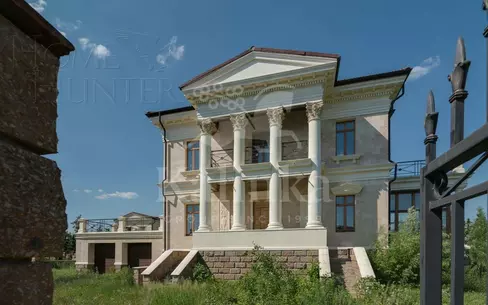 2-этажный коттедж 680 м² без отделки