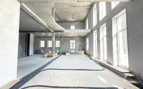 2-этажный коттедж 1 320 м² без отделки