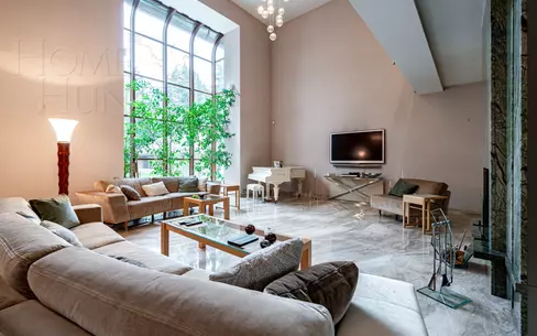 2-этажный коттедж 1 400 м² с отделкой