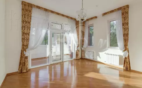 2-этажный коттедж 720 м² с отделкой