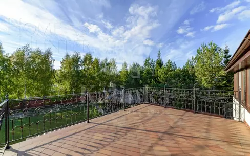 2-этажный коттедж 720 м² с отделкой