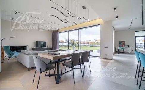 2-этажный коттедж 333 м² с отделкой