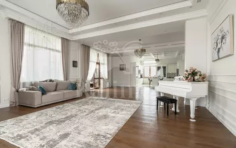 2-этажный коттедж 900 м² с отделкой