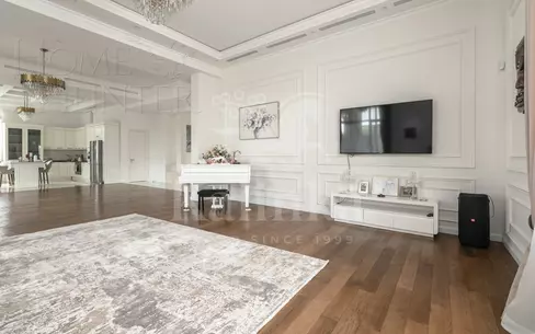 2-этажный коттедж 900 м² с отделкой