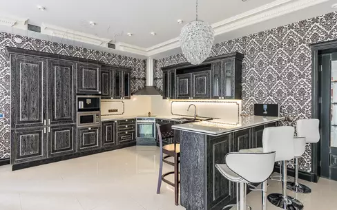 2-этажный коттедж 640 м² с отделкой