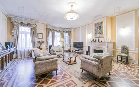 4-комн. кв., 155 м², 4/6 этаж