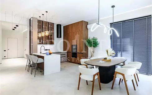2-этажный коттедж 300 м² с отделкой