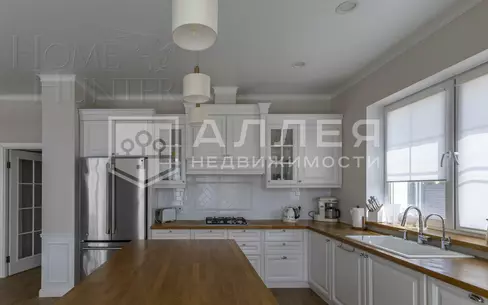 2-этажный коттедж 330 м² с отделкой