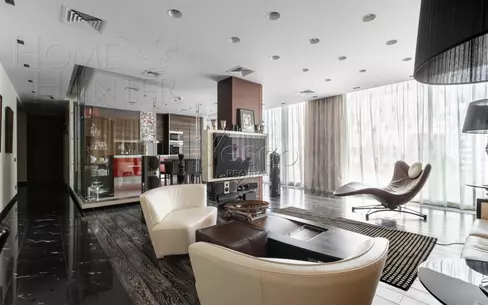 3-КОМН. КВАРТИРА С ОТДЕЛКОЙ 177.5 М² НА 7 ЭТАЖЕ