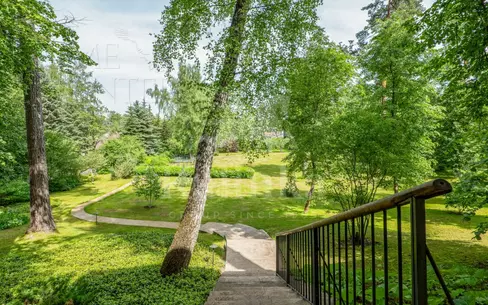 Участок 118 сот. в охраняемом поселке