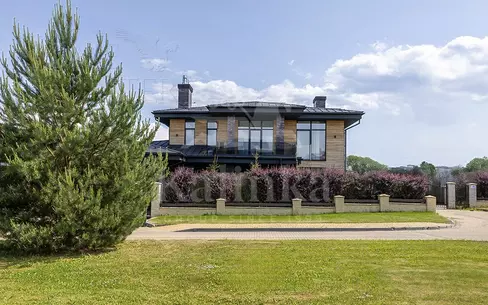 2-этажный коттедж 446 м² с отделкой