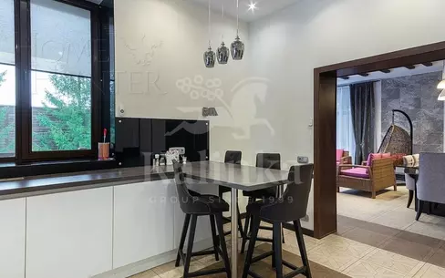 2-этажный коттедж 450 м² с отделкой