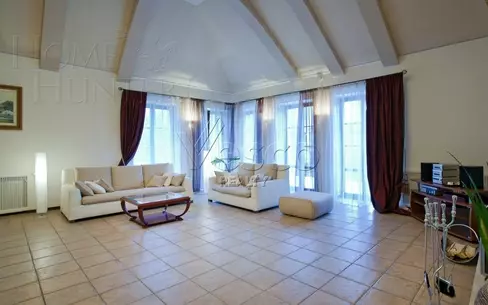 2-этажный коттедж 650 м² с отделкой