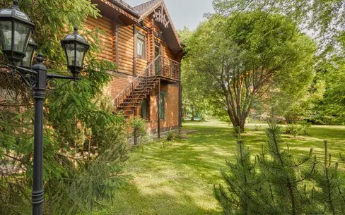 2-этажный коттедж 640 м² с отделкой