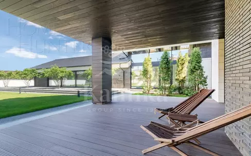 3-этажный коттедж 1 770 м² без отделки